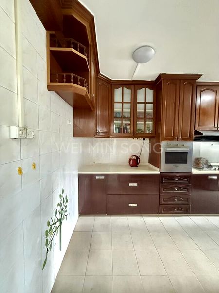 5 Room (5I) HDB for Sale in  239 Compassvale Walk - Image 7